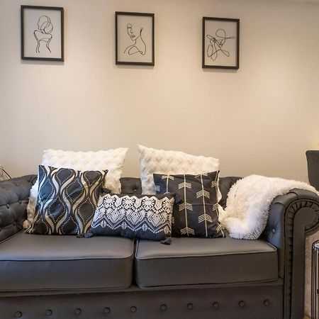 Spacious City Centre Apt Near Cathedral Эксетер Экстерьер фото